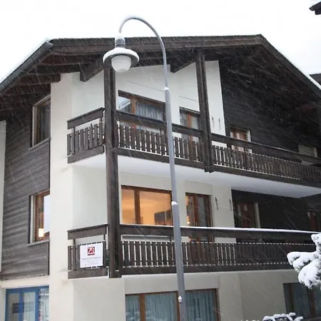 Sleeps 8 Wifi